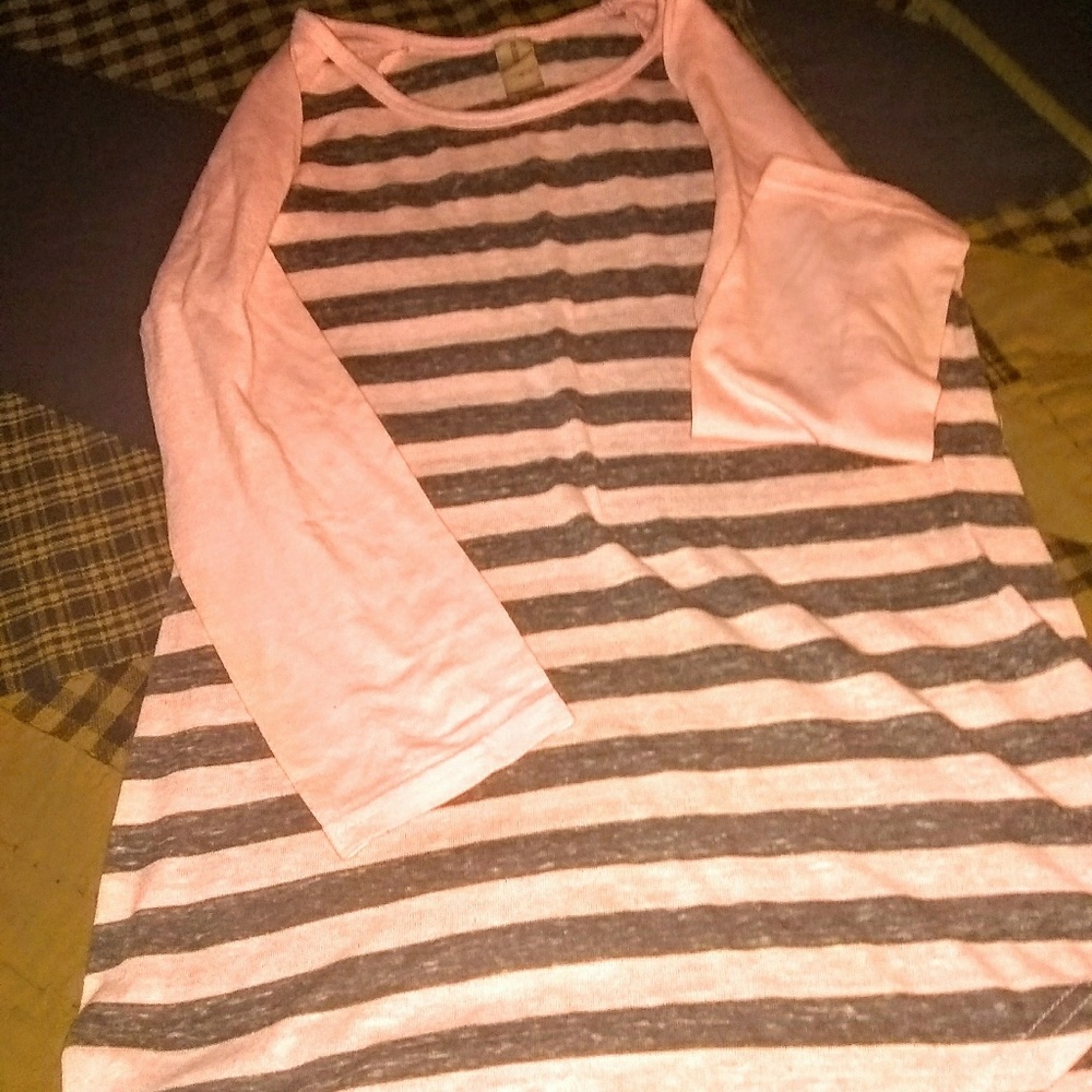 Half sleeve shirt